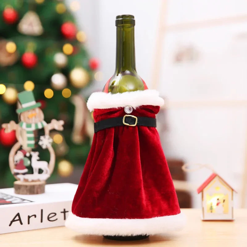 Elegant Holiday Wine Bottle Sleeves – Golden Velvet Christmas Decor